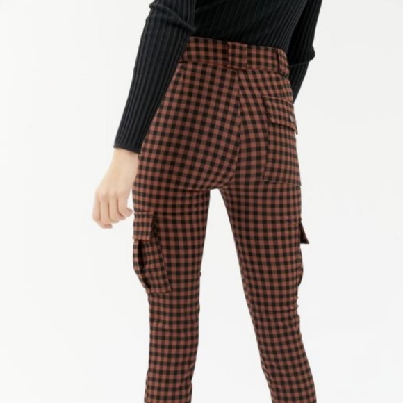 Urban Outfitters Checkered Tapered Pants - Picture 7 of 7